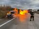 324-Požár dodávkového vozidla s pohonem na zemní plyn na Pražském okruhu u Jesenice.jpg
