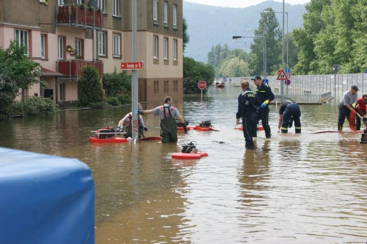 čerpání Střekov 9.6. 1.jpg