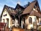 010 - poničená střecha rodinného domu po požáru Nupaky