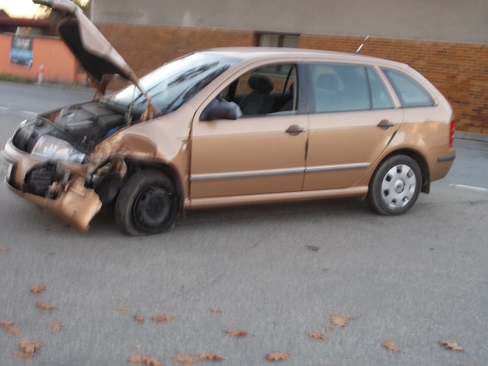1 Dopravní nehoda 2 OA, Malšice - 19. 10. 2014 (2).jpg