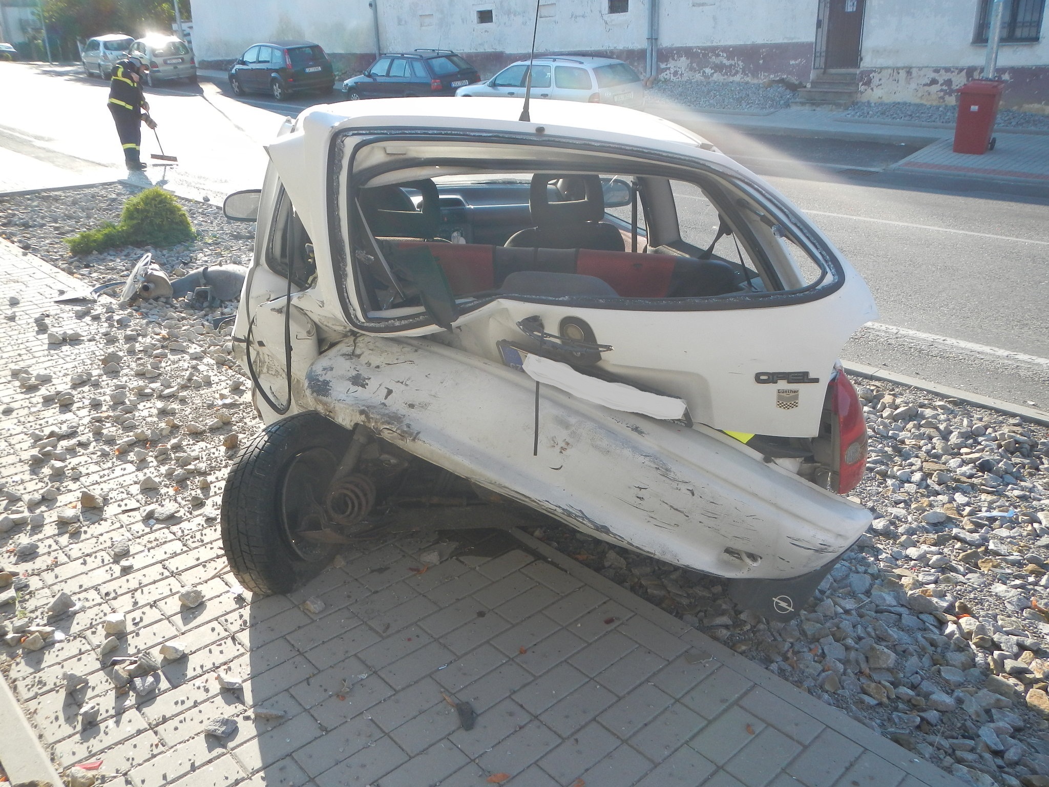 1 Dopravní nehoda 2 OA, Vráto - 18. 8. 2013 (1).jpg
