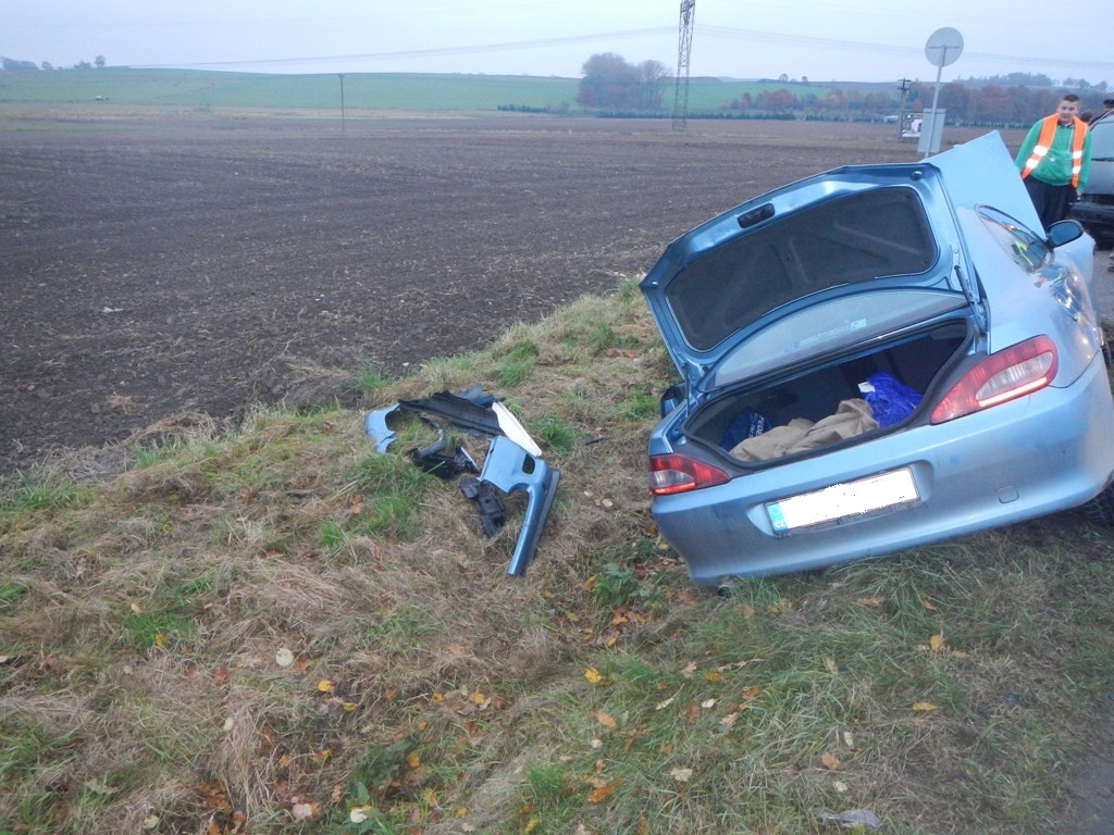 1 Dopravní nehoda 4 OA a traktoru, Lidmovice - 10. 11. 2014 (2).JPG
