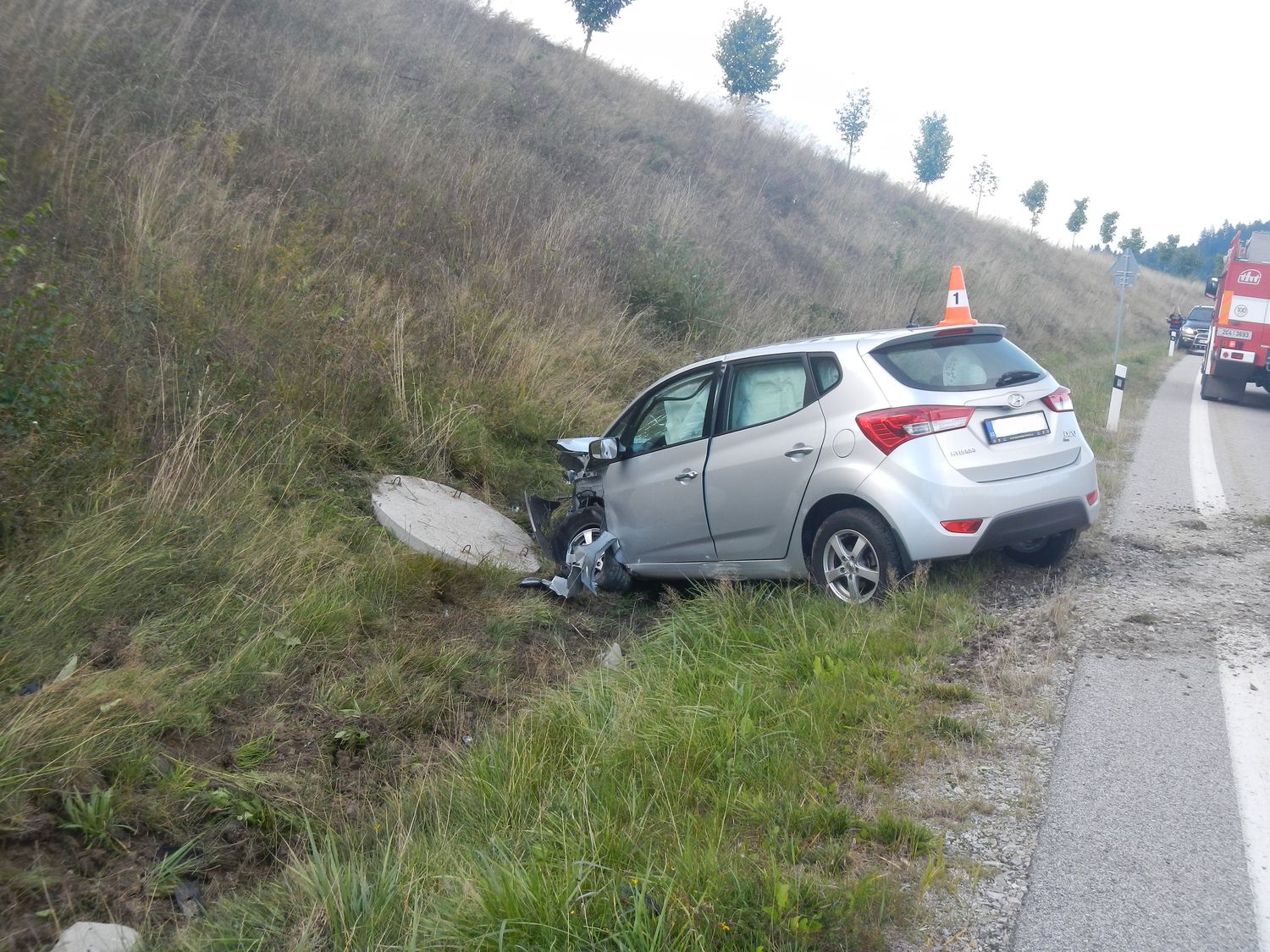 1 Dopravní nehoda OA, Mokré - 14. 9. 2013 (2).jpg