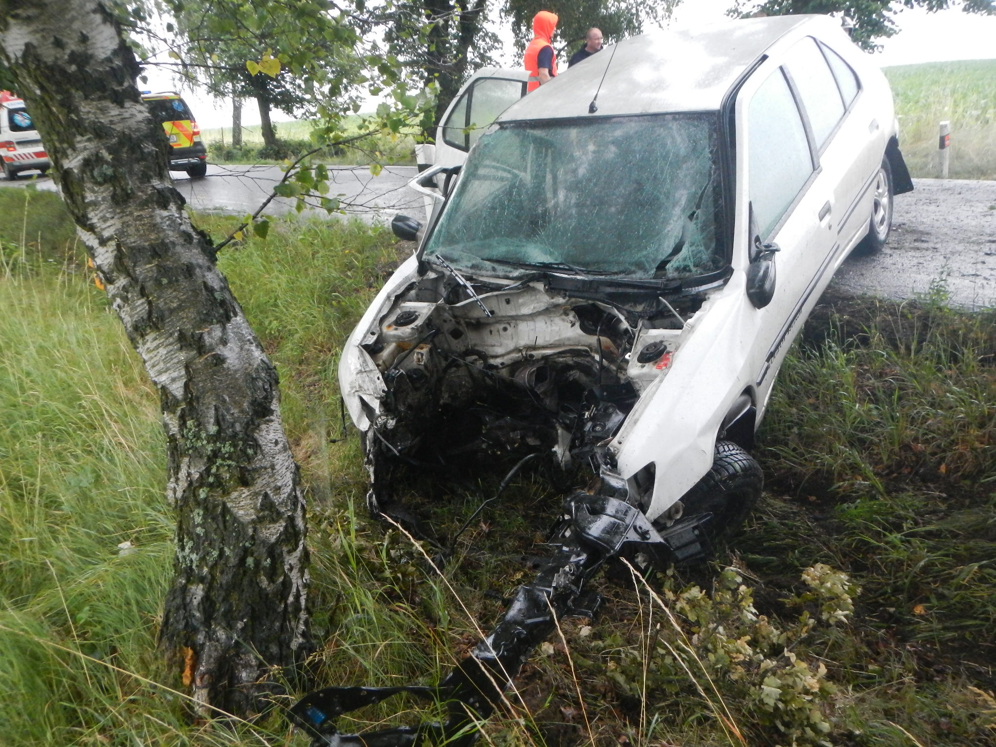 1 Dopravní nehoda OA, Srubec - 11. 7.  2014 (2).jpg