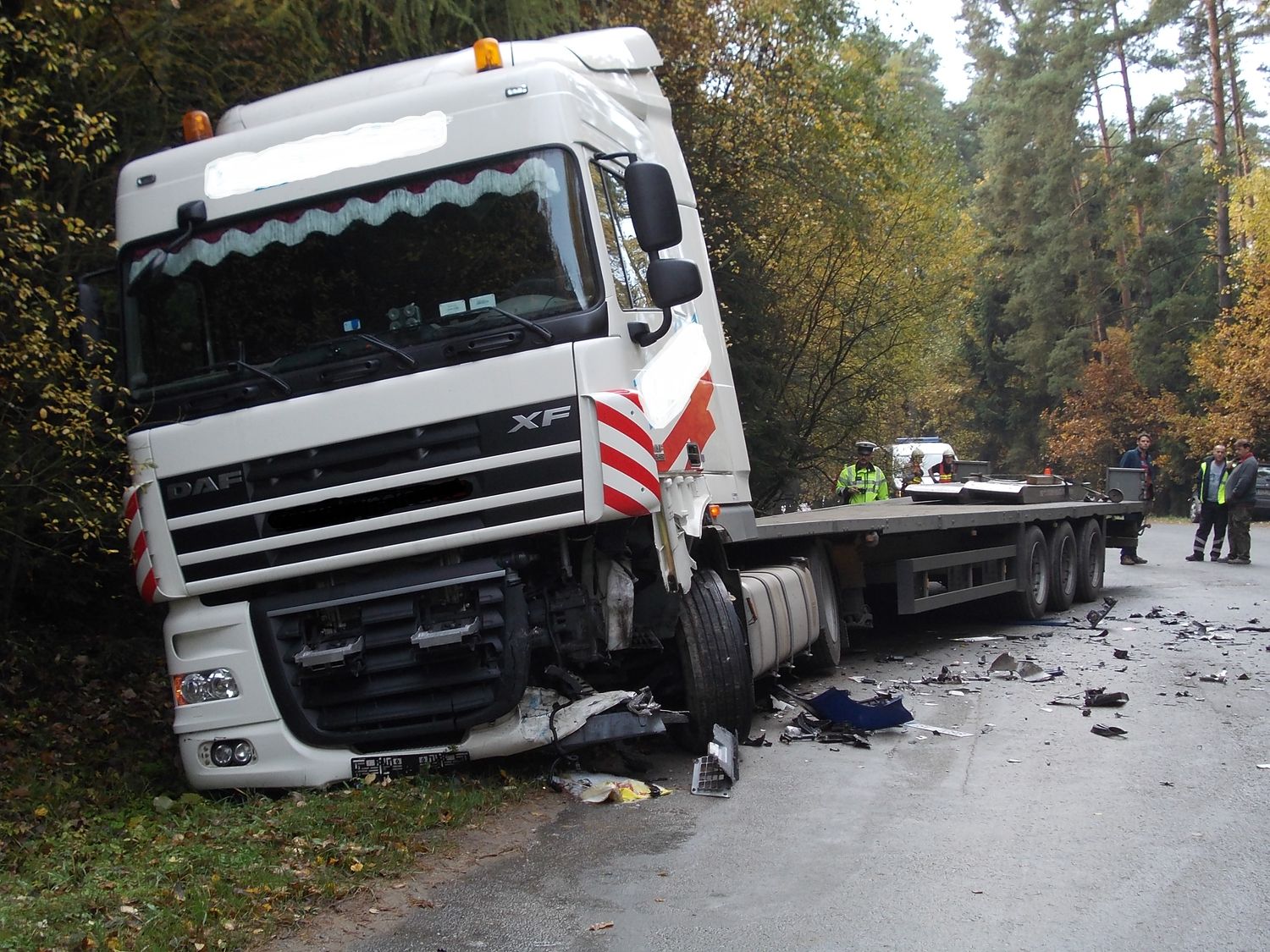 1 Dopravní nehoda OA a NA, Stoklasná Lhota - 22. 10. 2013 (2).jpg