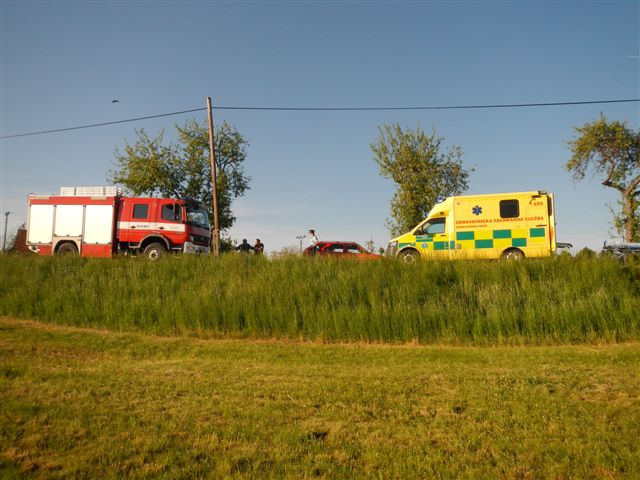 1 Dopravní nehoda OA a motorka, Sepekov - 18. 5. 2015 (1).jpg