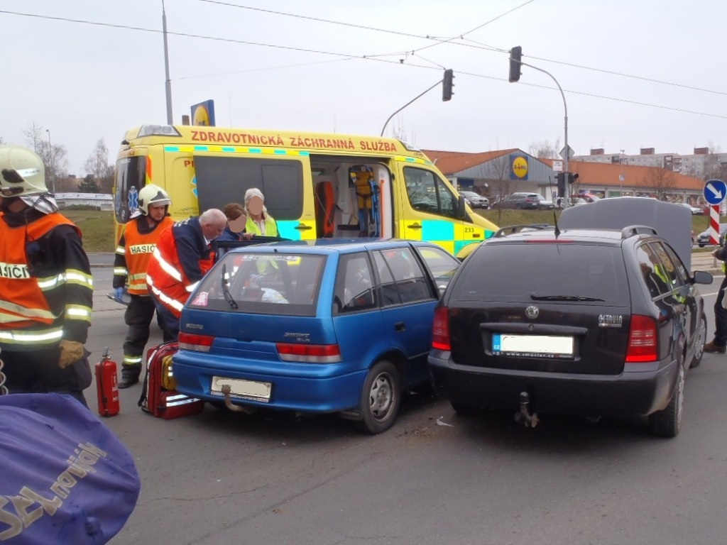 13.2.2016 DN 2 OA Plzeň, Gerská x Karlovarská.JPG