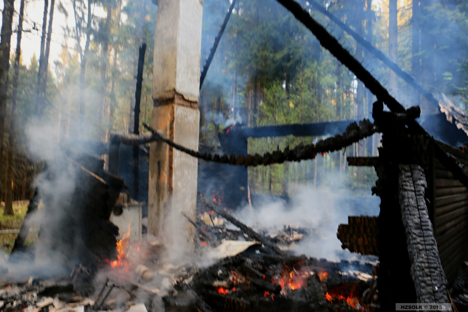 14 P_NB_2-5-2015 Požár chaty Jivová směr Domašov nad Bystřicí (21).JPG