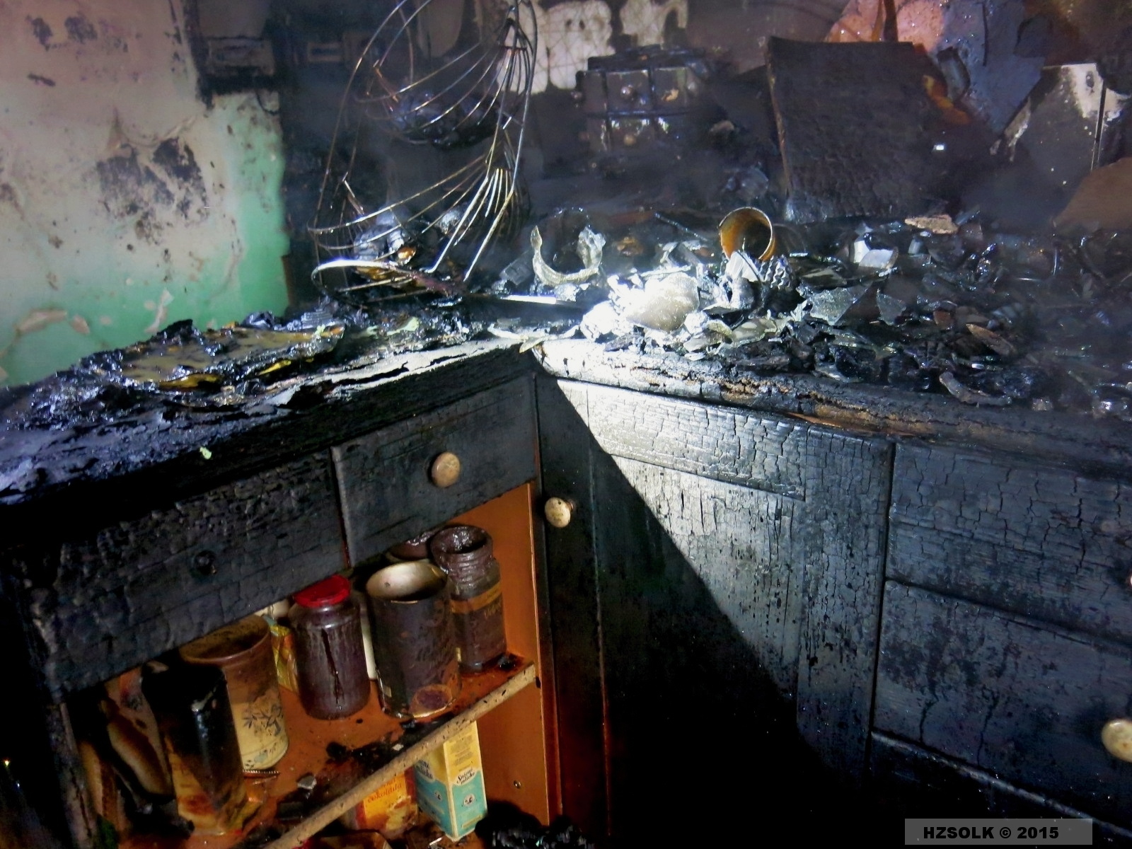 14 P_NB_27-3-2015_požár v rodinném domku Přemyslovice (4).JPG