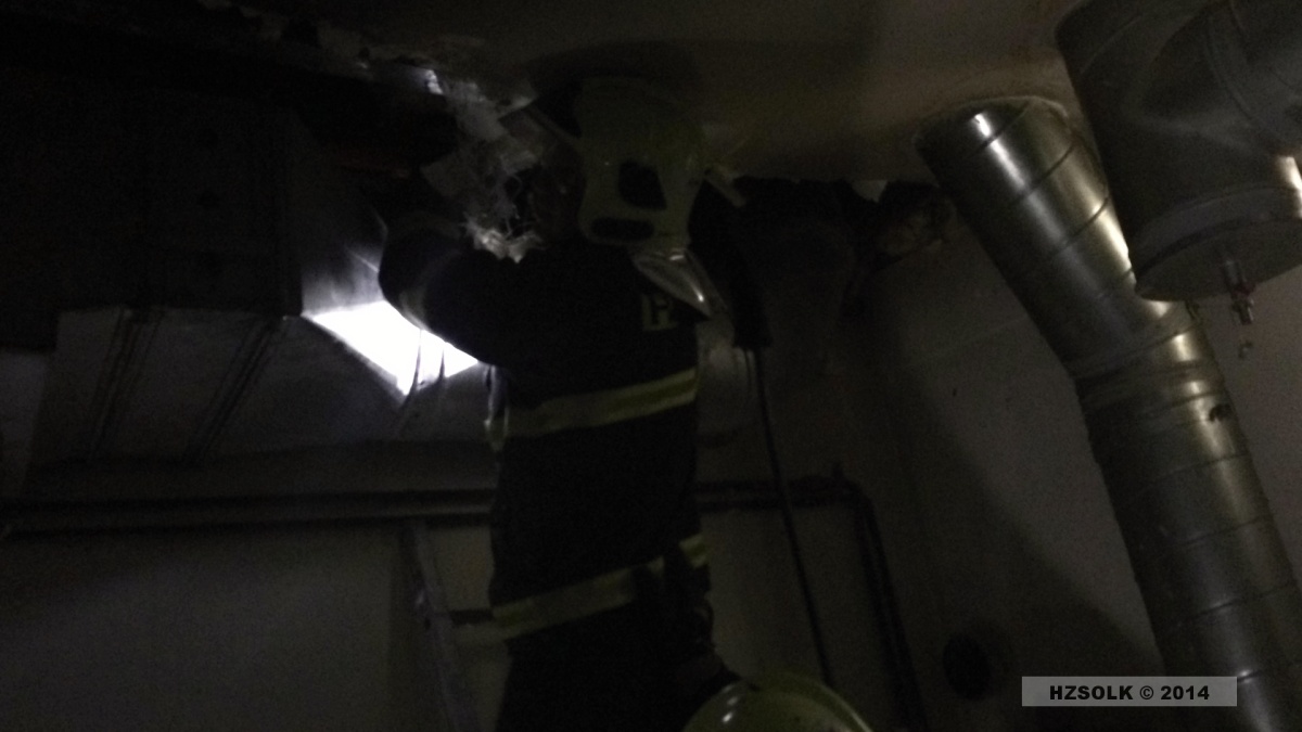 15 22-1-2014 Požár digestoře v restauraci v Olomouci (9).JPG
