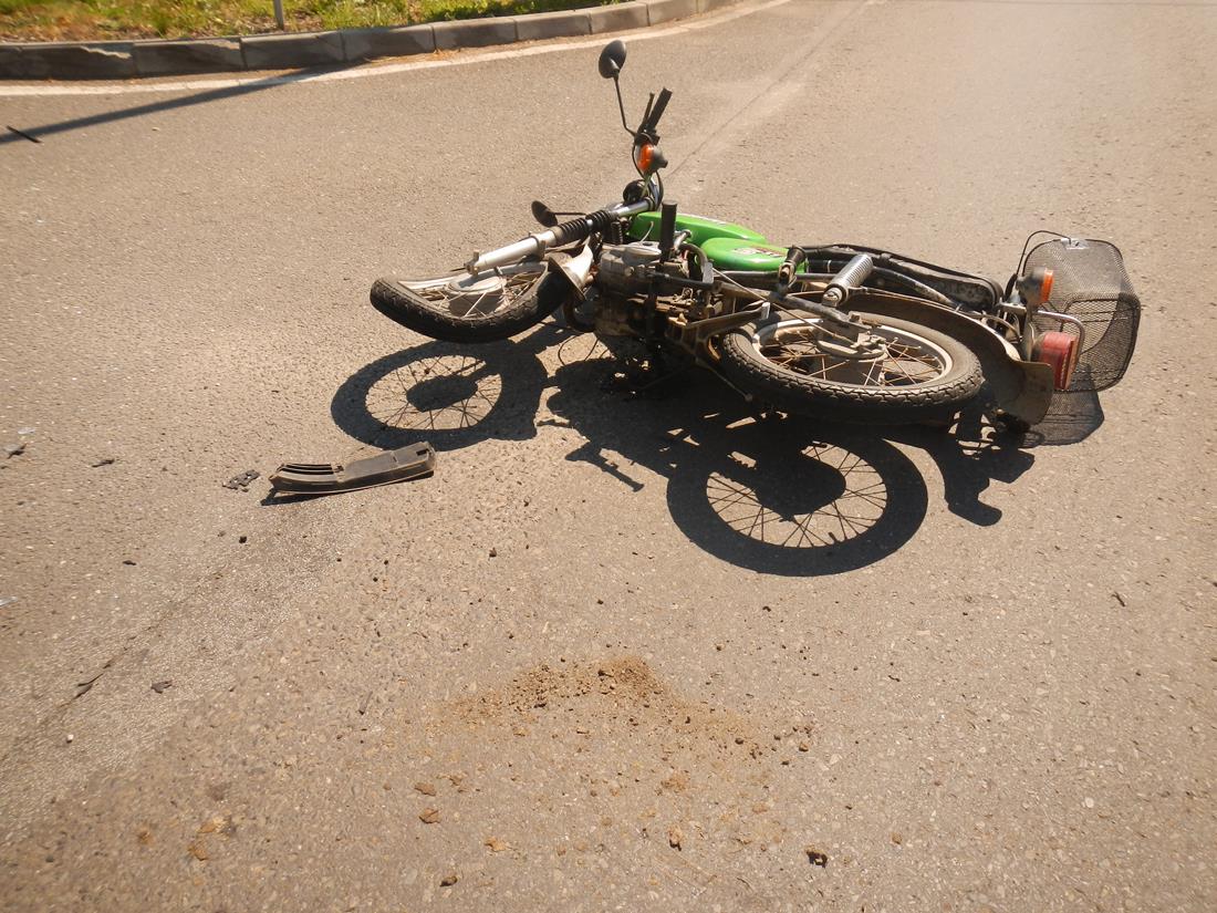 2 Dopravní nehoda OA a motorka, Milevsko - 3. 7. 2015 (2).jpg