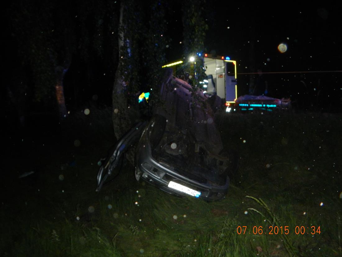 2 Nehoda OA, Čížkrajice - 6. 6. 2015 (4).JPG