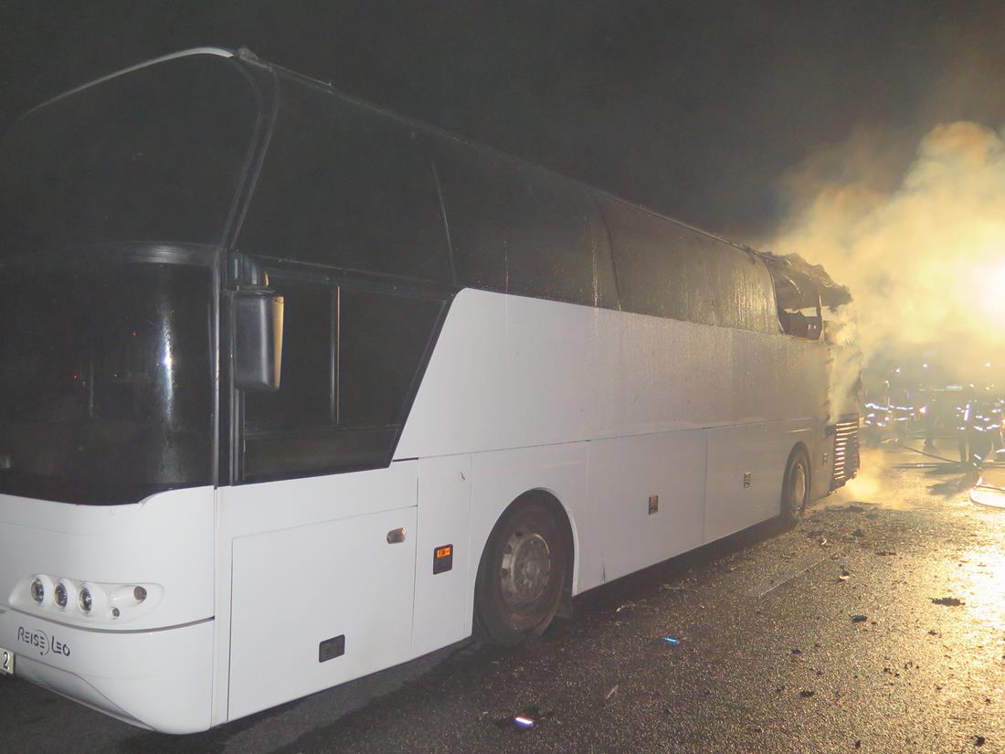 2 Požár autobusu, Písek - 16. 9. 2015 (1).JPG