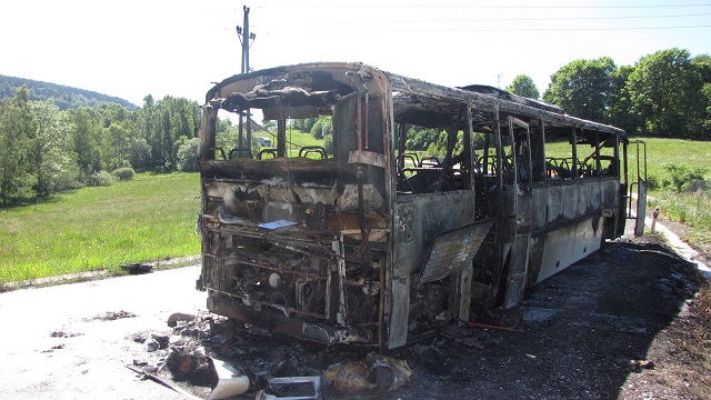 2 Požár autobusu, Prachatice - 7. 6. 2014 (2).JPG