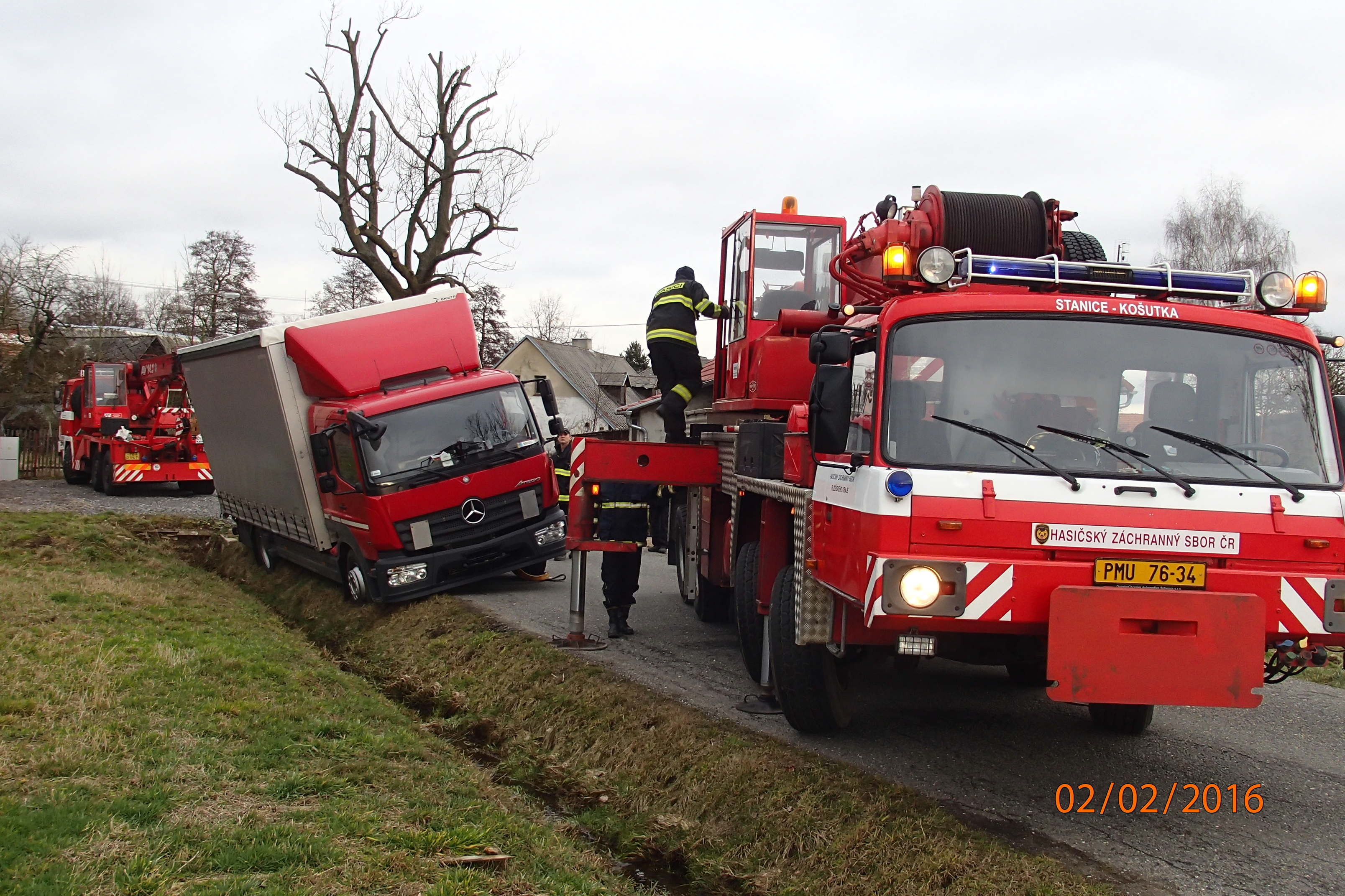 2.2.2016 vyproštění NA Roželov.JPG