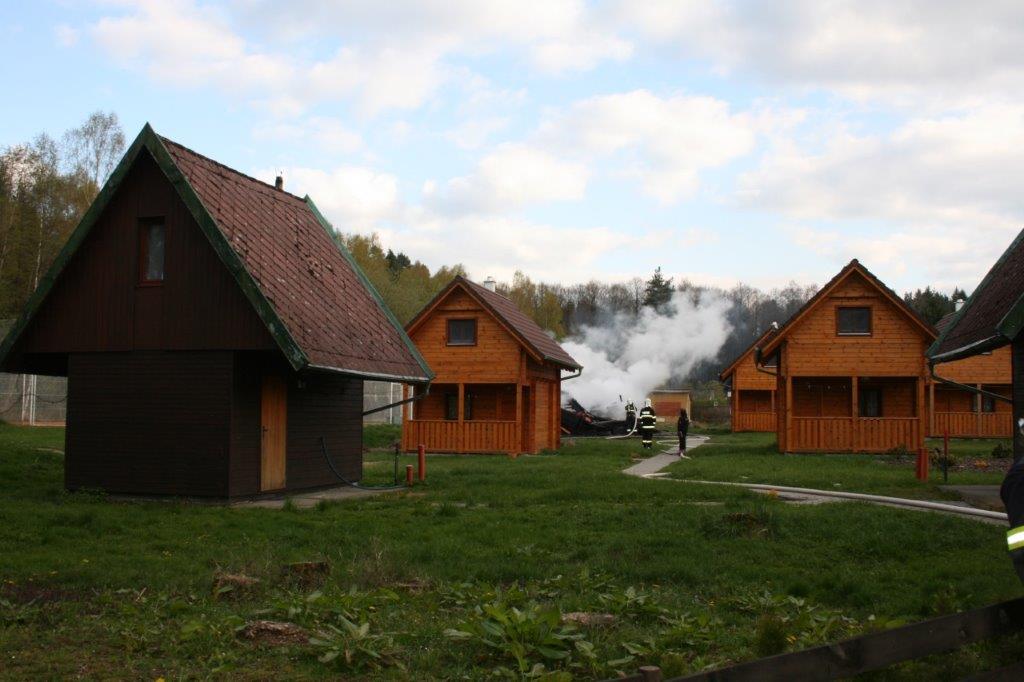 20.4.2017 (DO ) požár Újezd.jpg