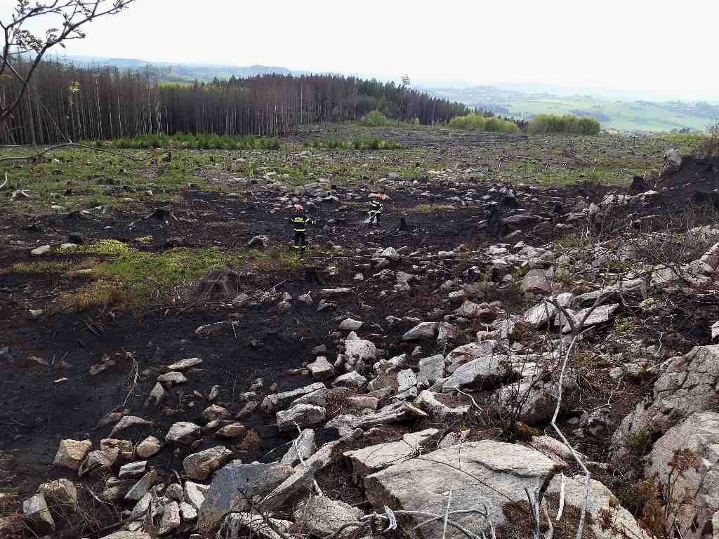 2023-05-10 Požár lesního porostu, Rozseč/požár lesního porostu Rozseč (1).jpg