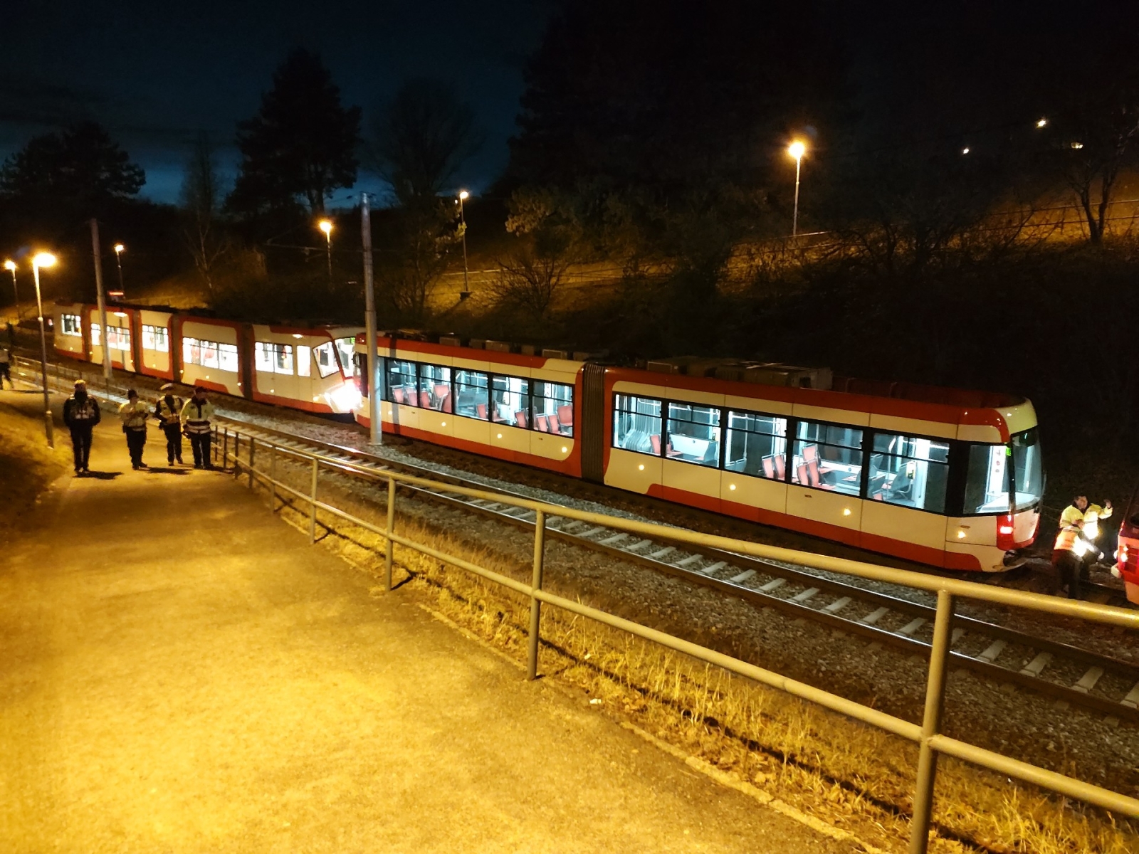 2023-12-27 nehoda 2TRAM Brno 8.jpg