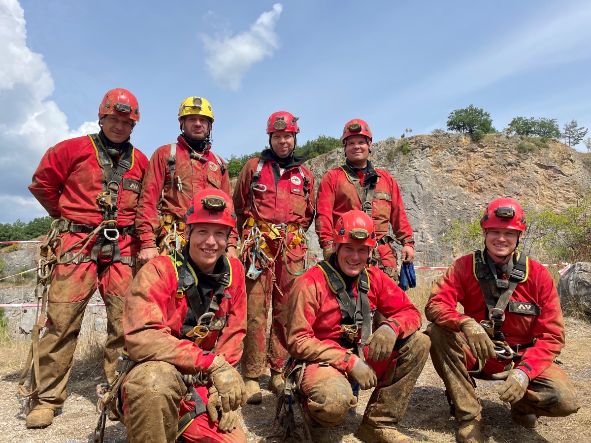 209-Výcvik berounských lezců se speleology v Netopýří jeskyni u Srbska.jpg