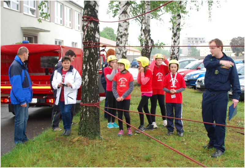 21 Mladý záchranář - hasičem v akci - finálové kolo - 21. 5. 2015 (14).JPG