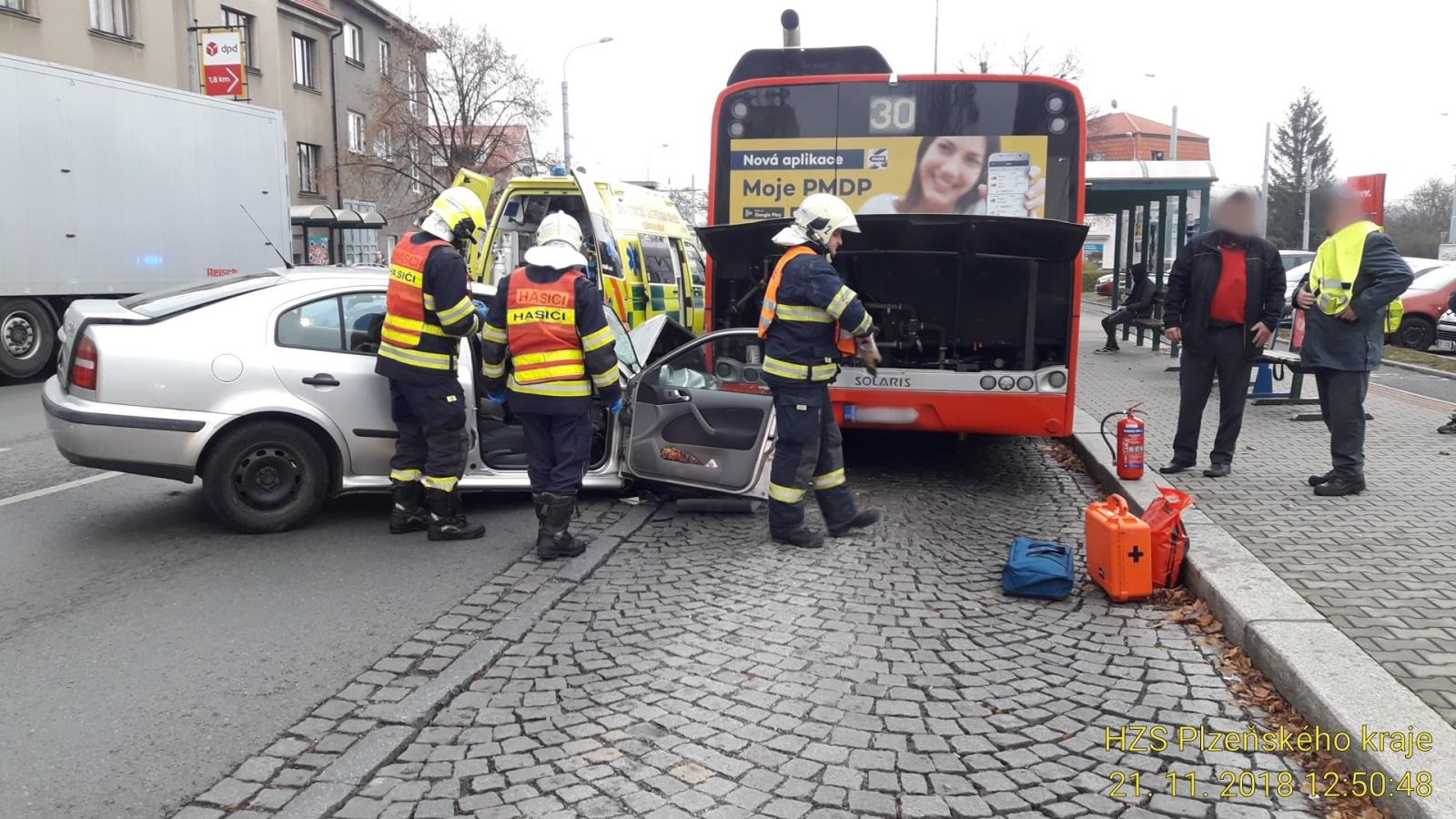 21_11_2018 DN OA x Bus Částkova (2).jpg