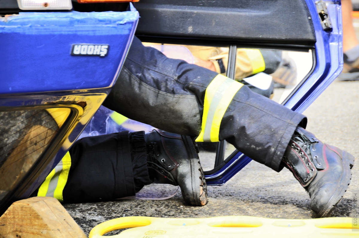 22 4-9-2013 Soutěž ve vyprošťování zraněných osob z havarovaných vozidel - Přerov (56).JPG