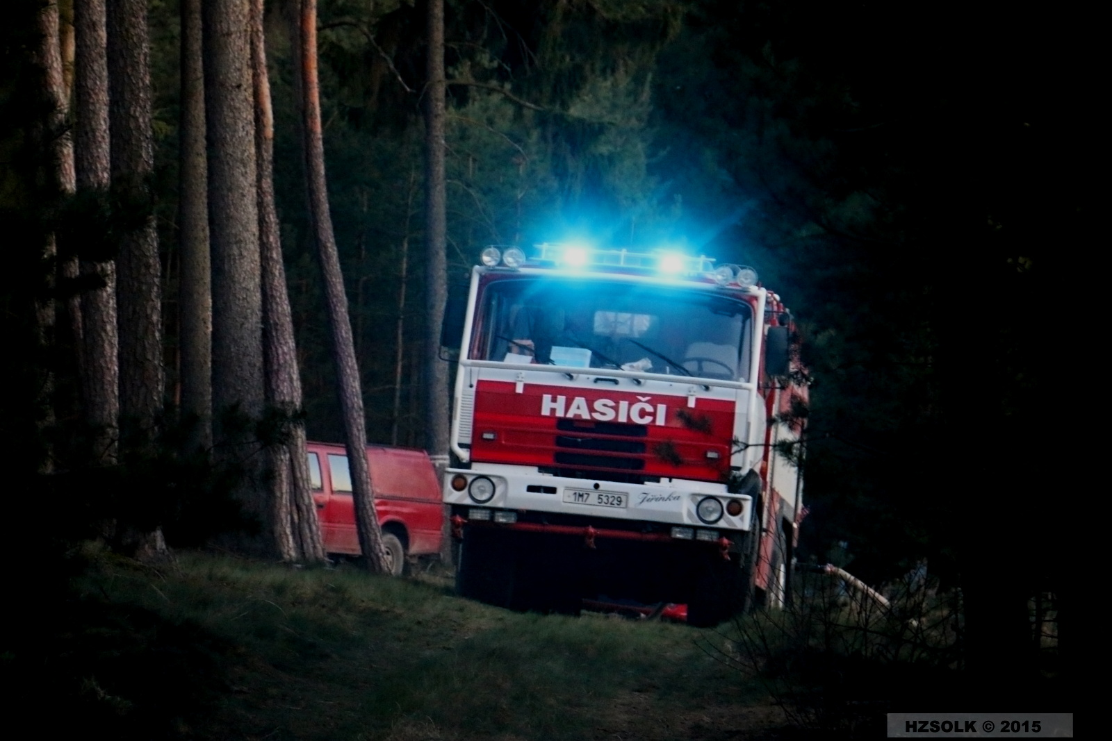25 21-4-2015 Požár lesa Náměšť na Hané (50).JPG