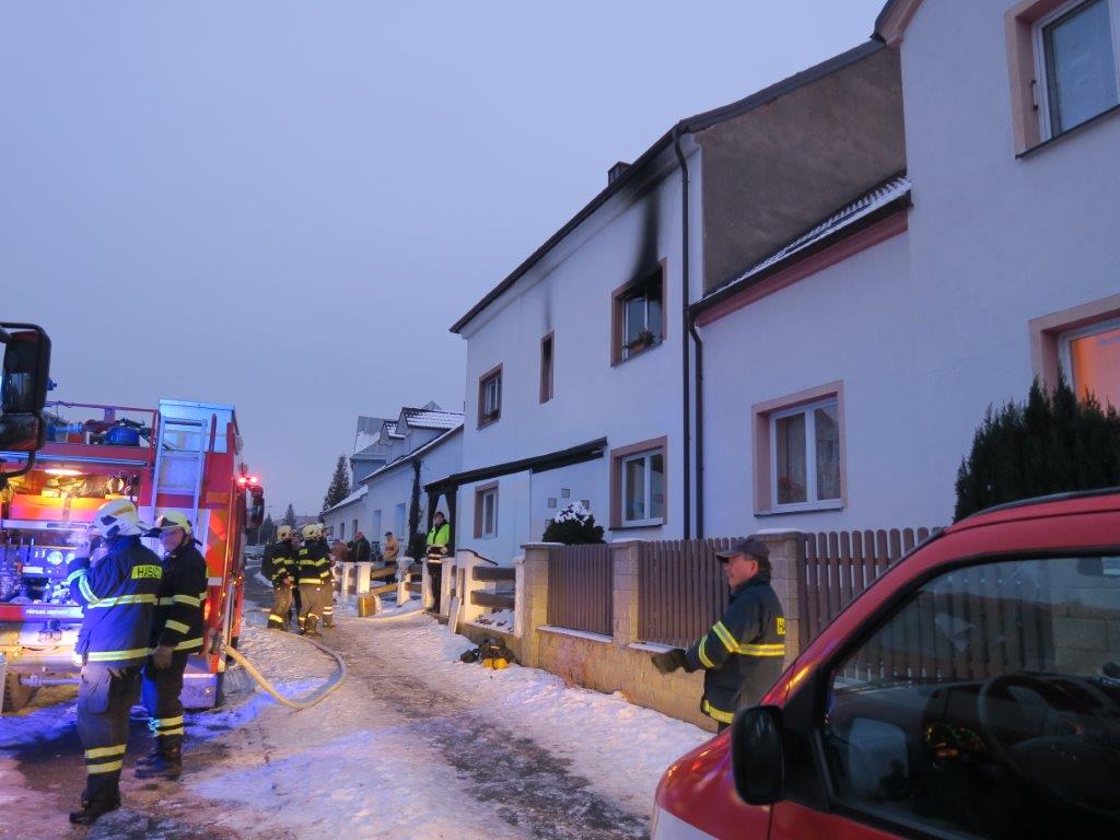 27.1.2017 (DO 6.35) požár Holýšov.jpg