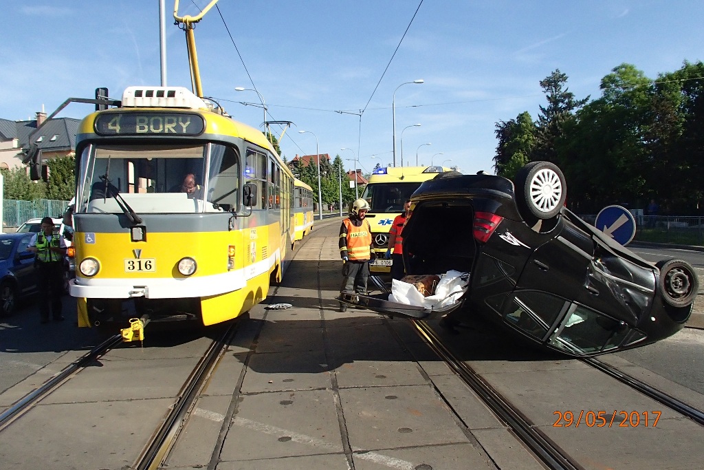 29.5.2017 (PM 8.00) DN Plzeň, Na Chmelnicích.JPG