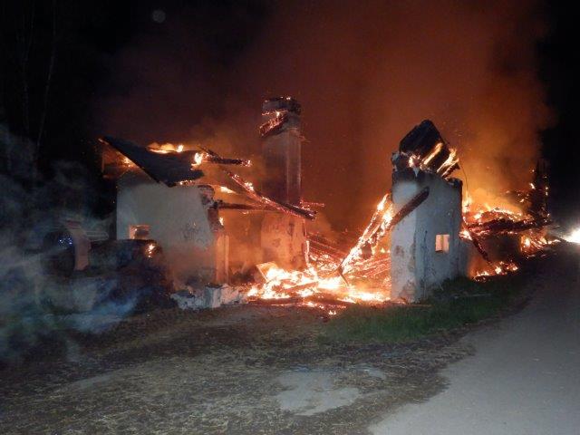3 Požár skladu, Branná - 18. 4. 2016 (6).jpg
