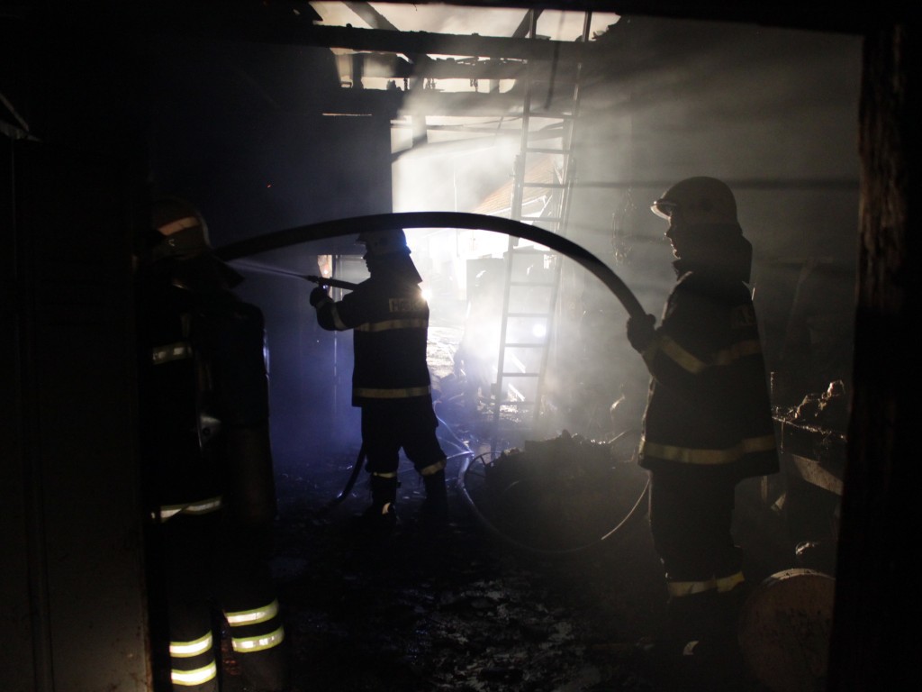 3 Požár stodoly, Dražejov - 7. 7. 2014 (4).jpg