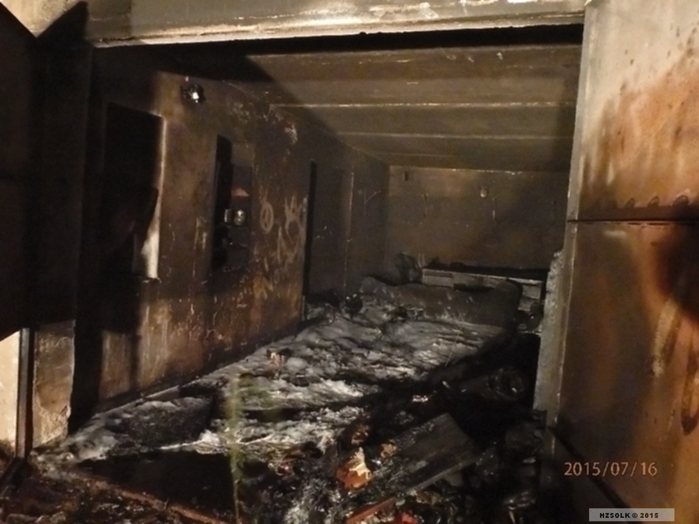 4 P_NB_16-7-2015 Požár garáže Přerov (4).JPG