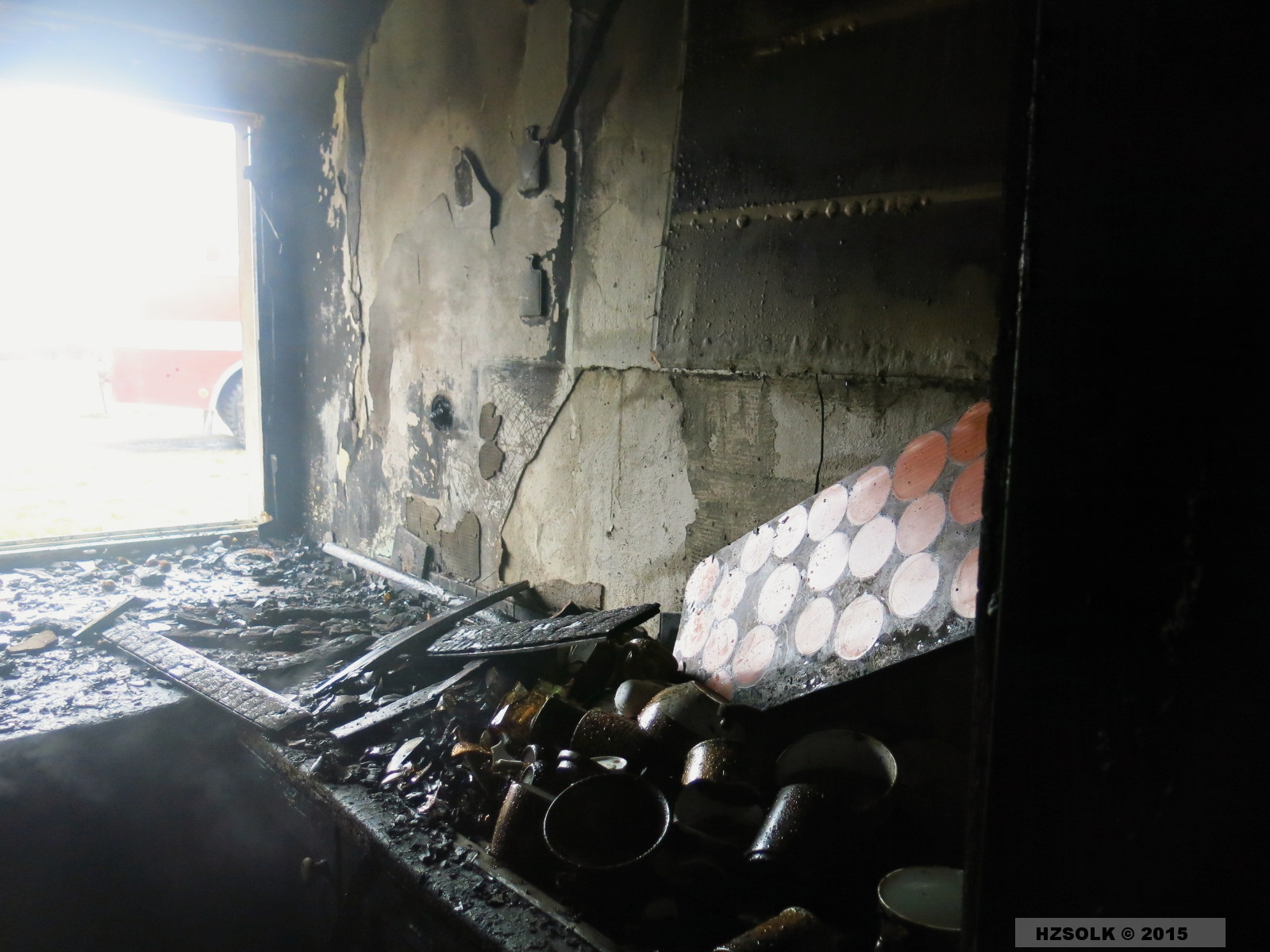 4 P_NB_27-3-2015_požár v rodinném domku Přemyslovice (12).JPG