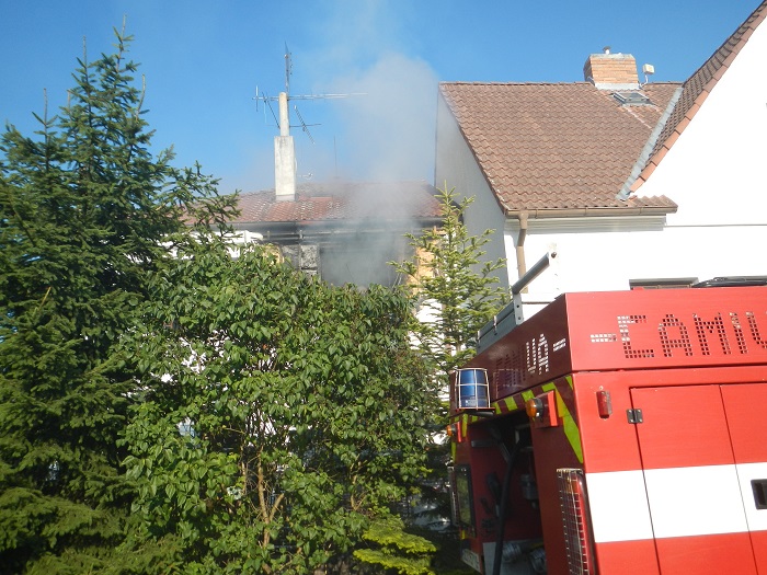4 Požár rodinného domu, České Budějovice - 19. 7. 2014 (1).JPG