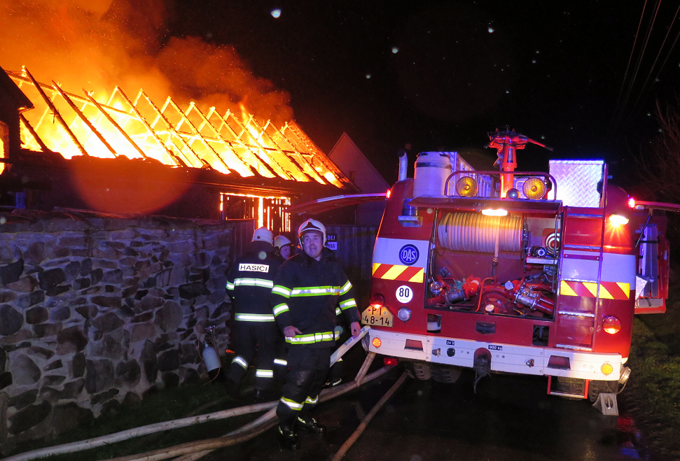 4 Požár stodoly, Radobytce - 20. 12. 2014 (2).png