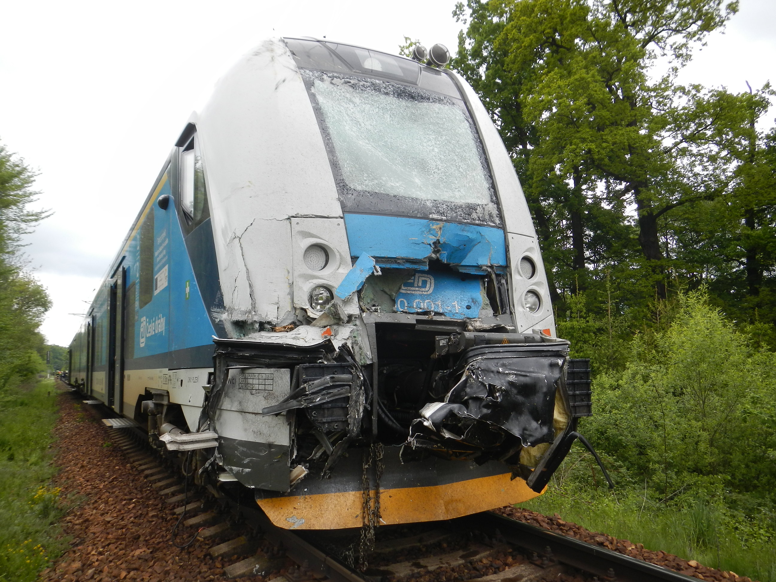 5 Dopravní nehoda vlak a autobus, Hluboká nad Vltavou - 15. 5. 2014 (6).JPG