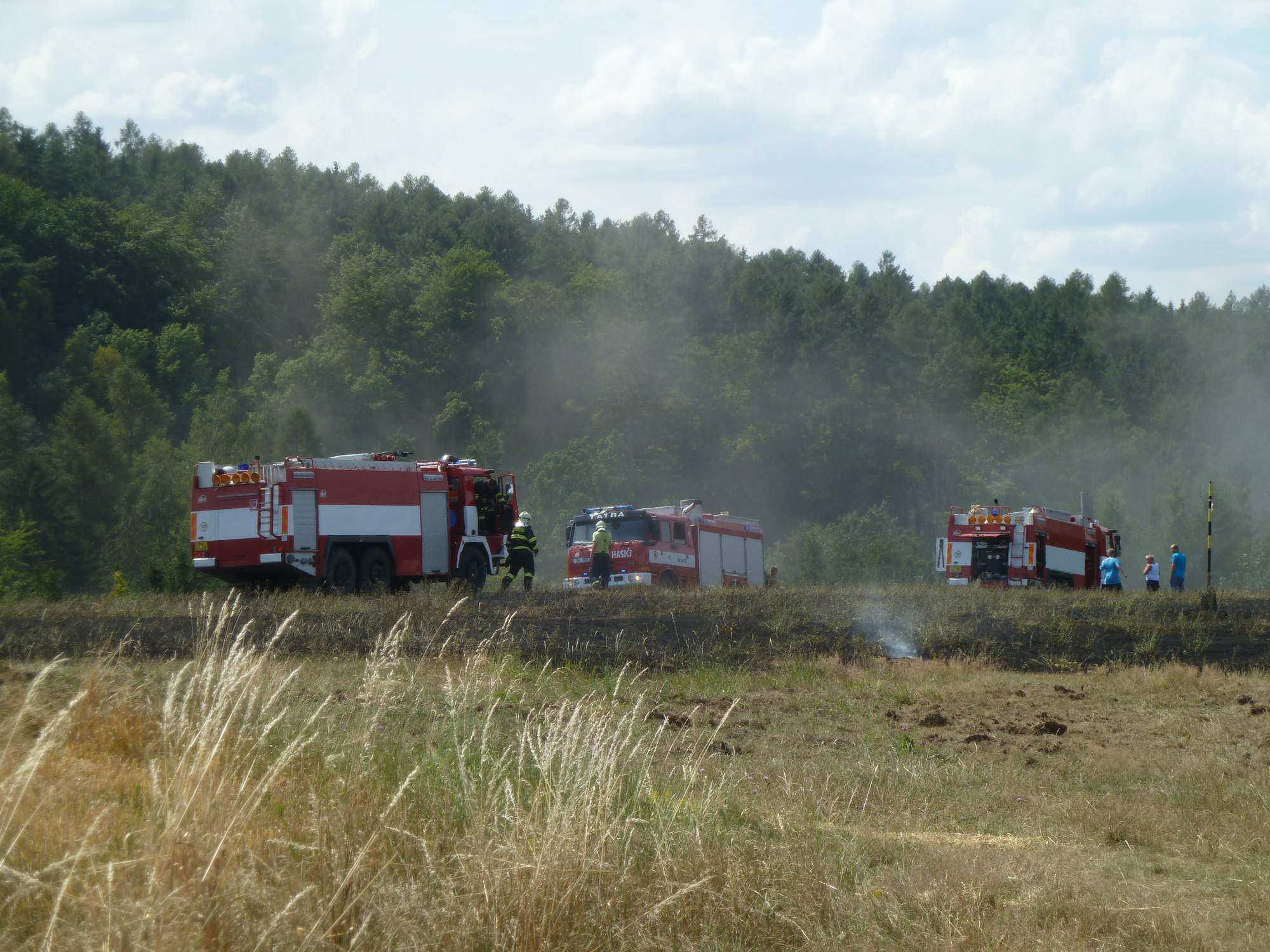 5 P_PP_26_7-2014_Požár pole a části lesa Podolí Šumpersko (5).jpg