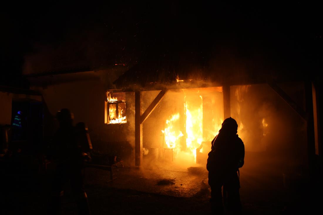 5 Požár domu, Straňany - 10. 12. 2015 (5).JPG