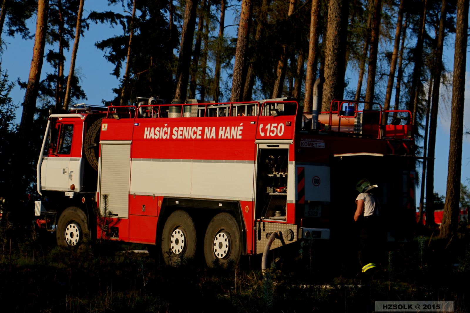 6 21-4-2015 Požár lesa Náměšť na Hané (31).JPG