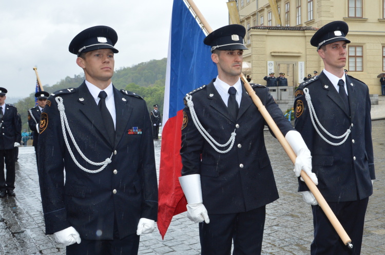 6 Lukáš Novák - čestná stráž .JPG