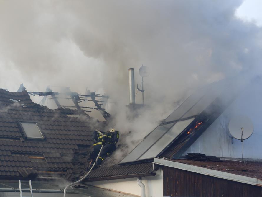 8 Požár střechy, Jindřichův Hradec - 5. 3. 2015 (3).JPG
