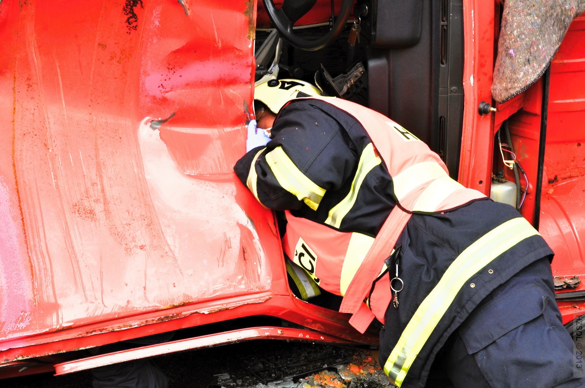 9 4-9-2013 Soutěž ve vyprošťování zraněných osob z havarovaných vozidel - Přerov (43).JPG