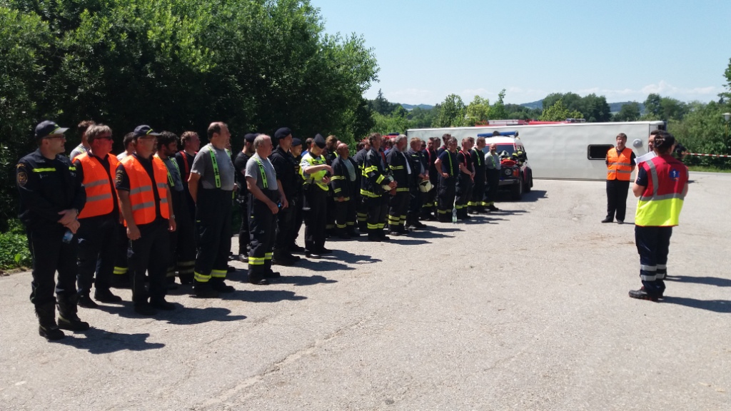 Cvičení Autobus 2019, Vodňany - 18. 6. 2019 (20).jpg