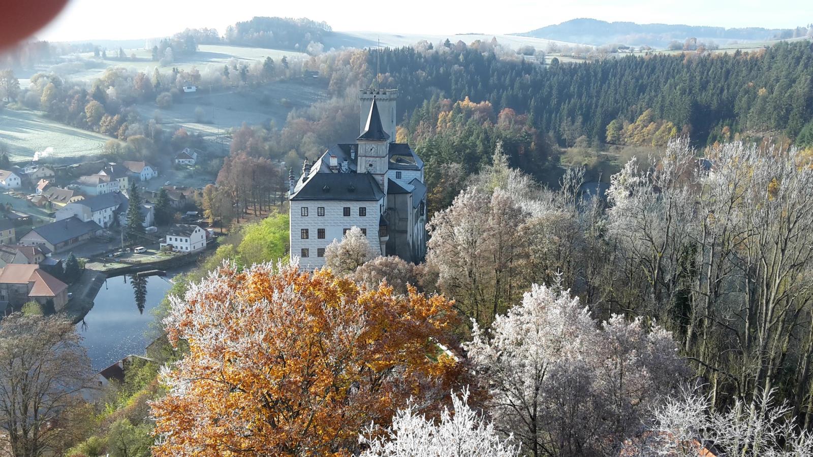 Cvičení Rožmberk nad Vltavou - Jakobínka - 4. 11. 2016 (1).jpg