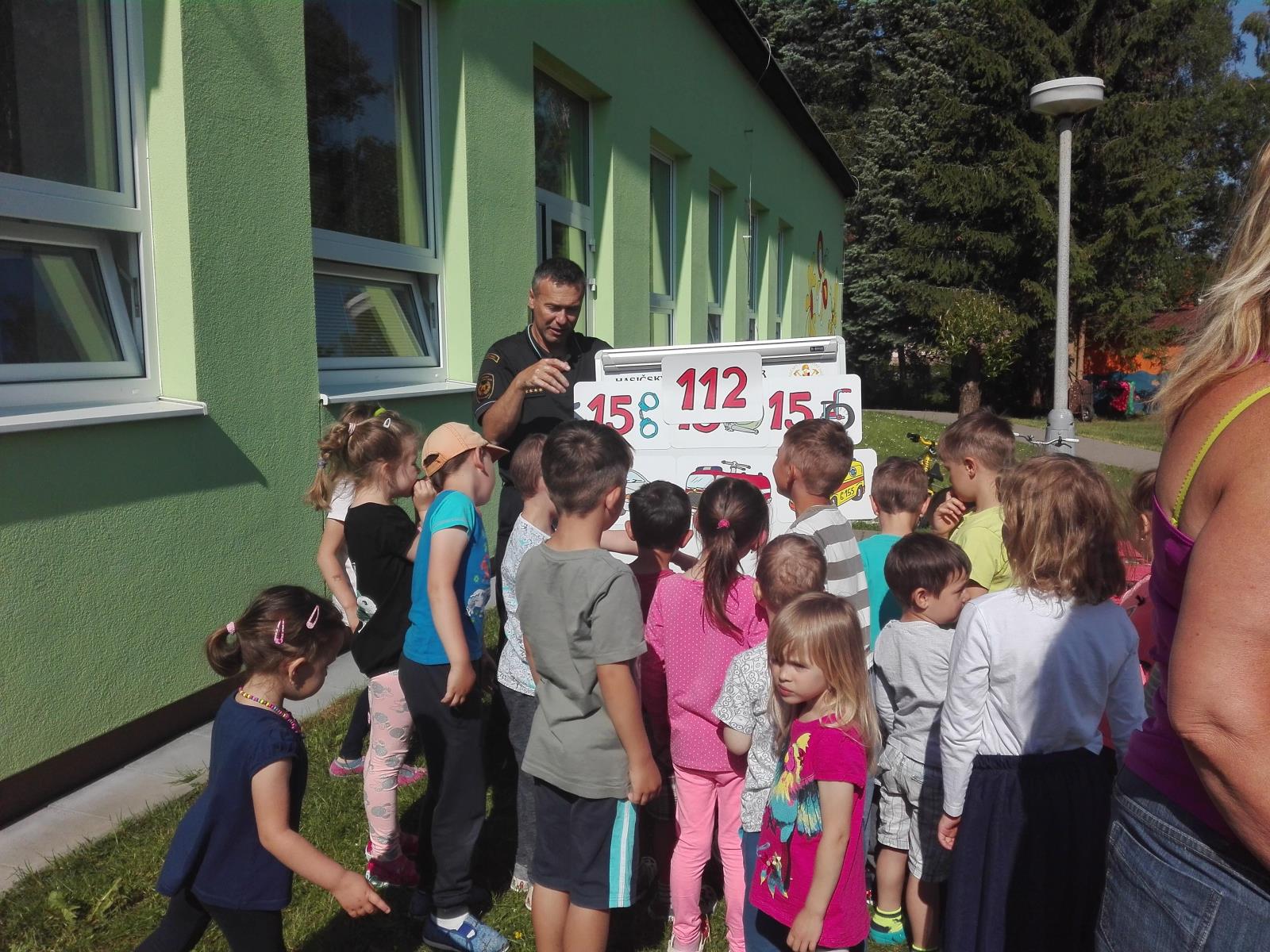 Cvičení - mateřská škola, Jindřichův Hradec - 21. 5. 2018 (5).jpg