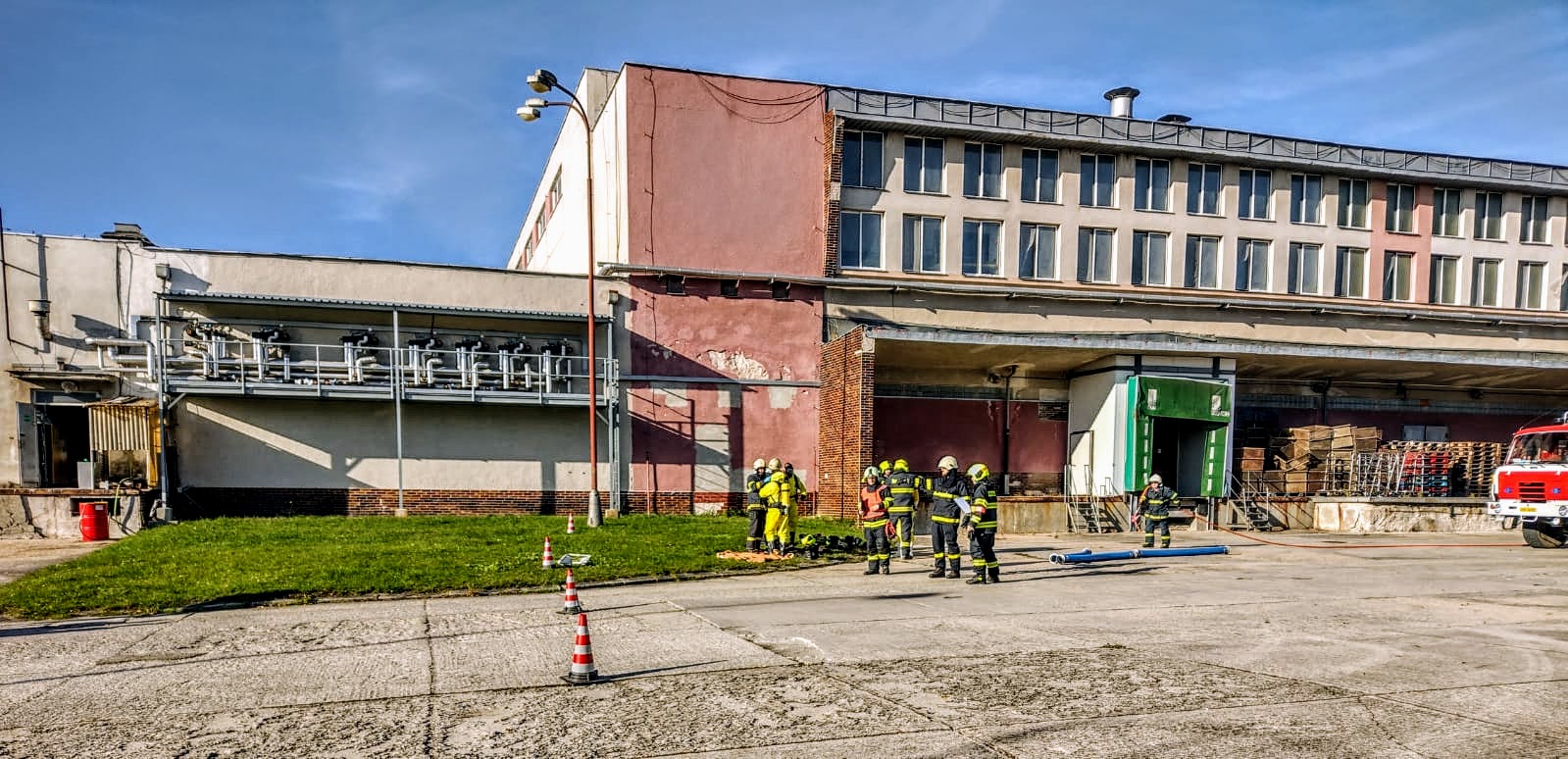 Cvičení - únik čpavku, Studená - 21. 10. 2022 (1).jpg