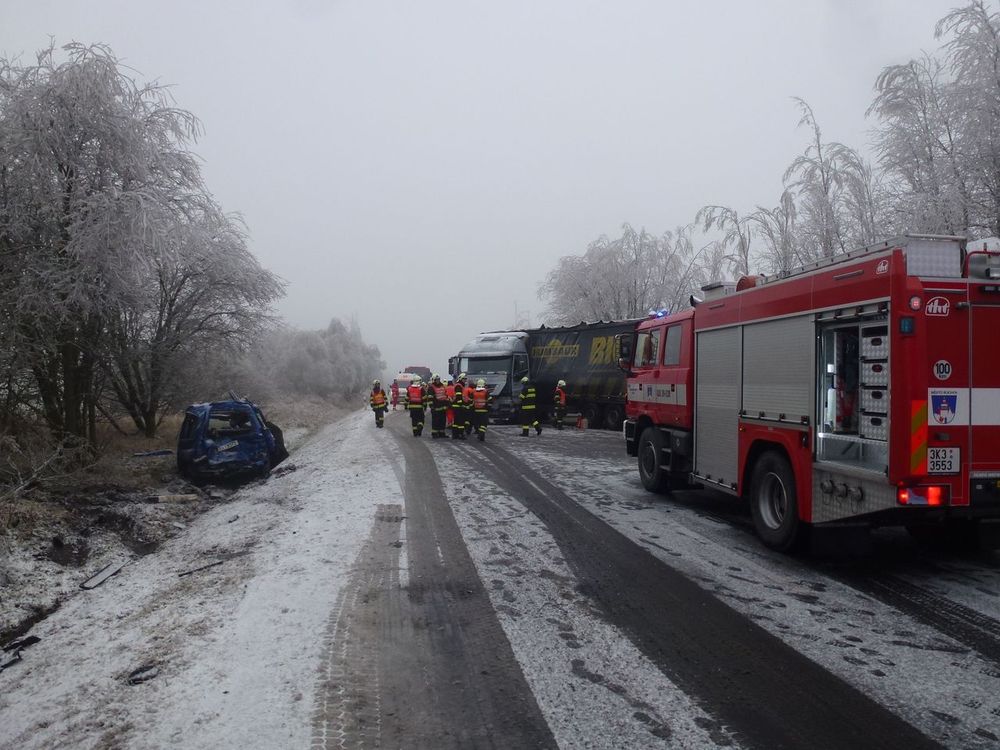 DN Bus,NA,OA c6 u Zalmanova - B (17).JPG