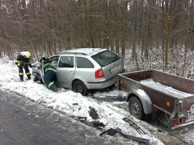 Hasiči odsraňovali následky několika nehod v kraji