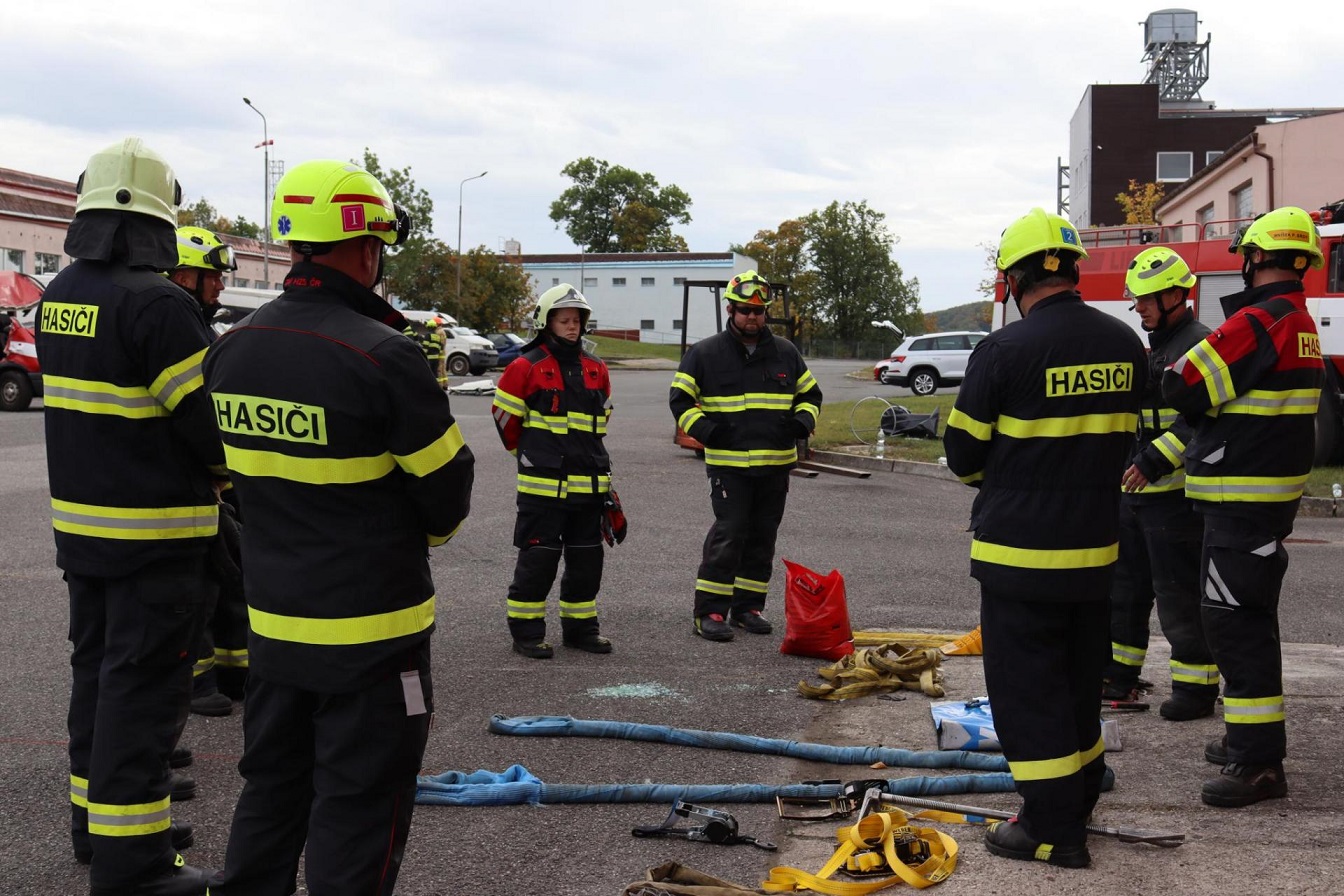 Dobrovolní hasiči se školili na Rescue meetingu JSDH 2023 v areálu ŠVZ ve Zbirohu