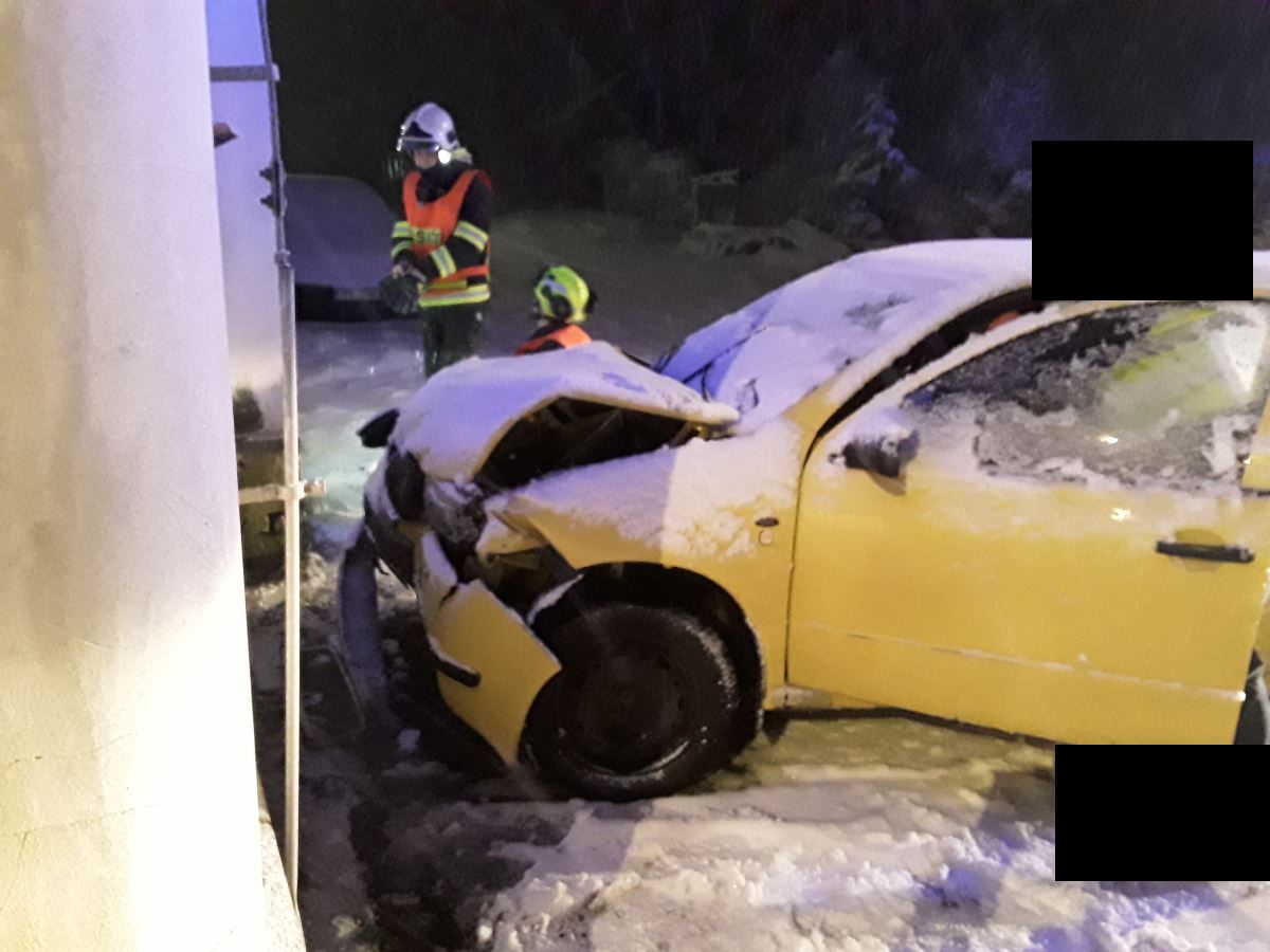 Dopravní nehoda Staré Křečany.jpg
